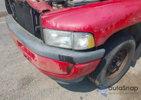 1996 Dodge Ram 1500 из США, поврежденный, VIN 1B7HC16Y9TJ117863